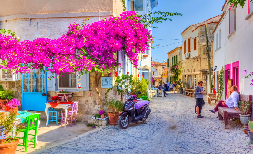 Alaçatı Sokakları